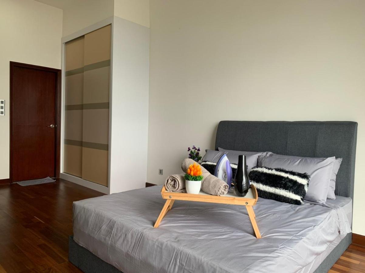 Paragon Suite Homestay By Antlerzone Johor Bahru Exterior photo