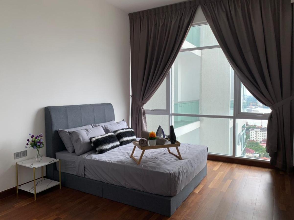 Paragon Suite Homestay By Antlerzone Johor Bahru Exterior photo