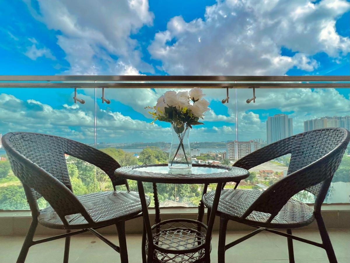 Paragon Suite Homestay By Antlerzone Johor Bahru Exterior photo