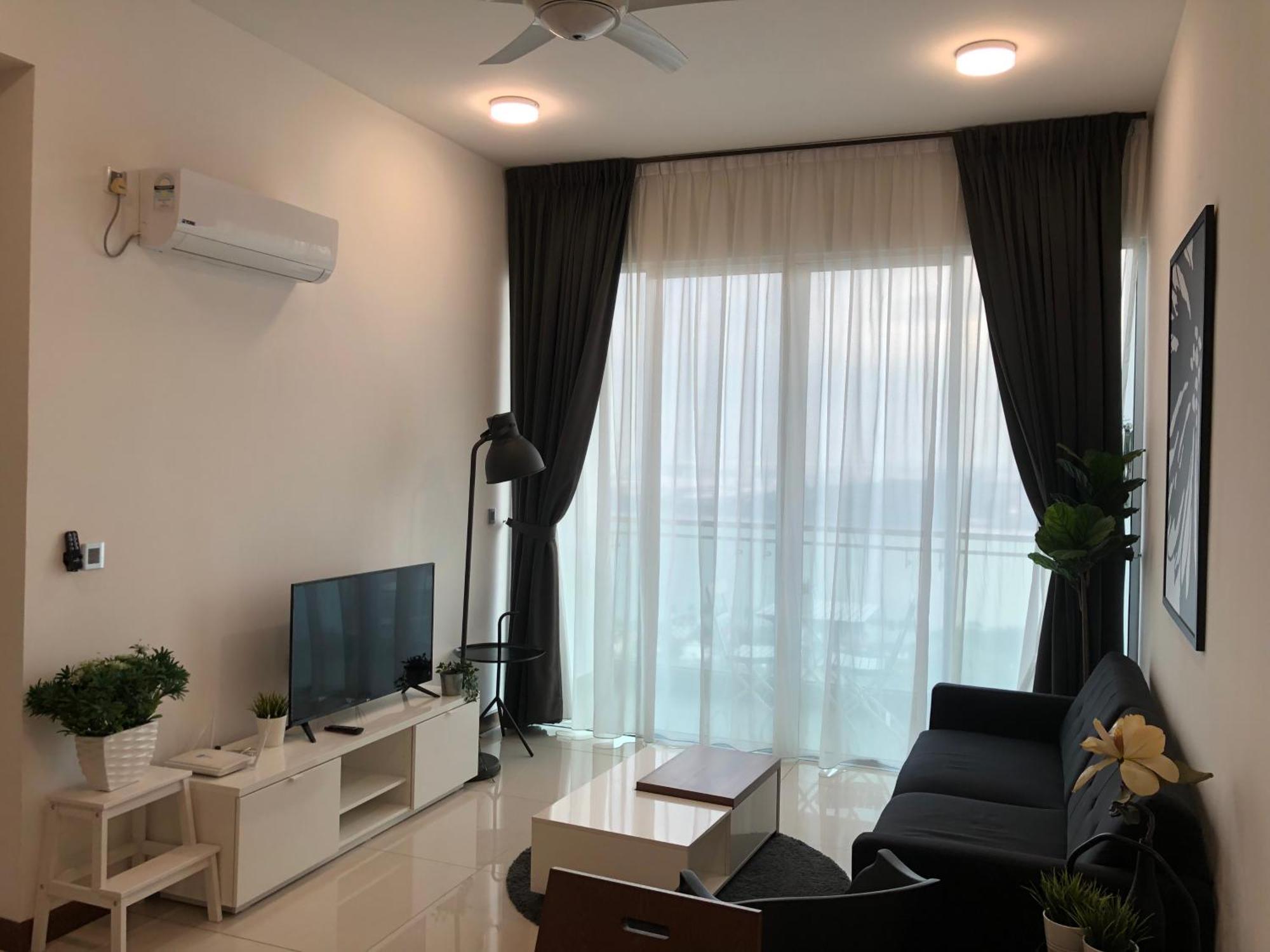 Paragon Suite Homestay By Antlerzone Johor Bahru Exterior photo