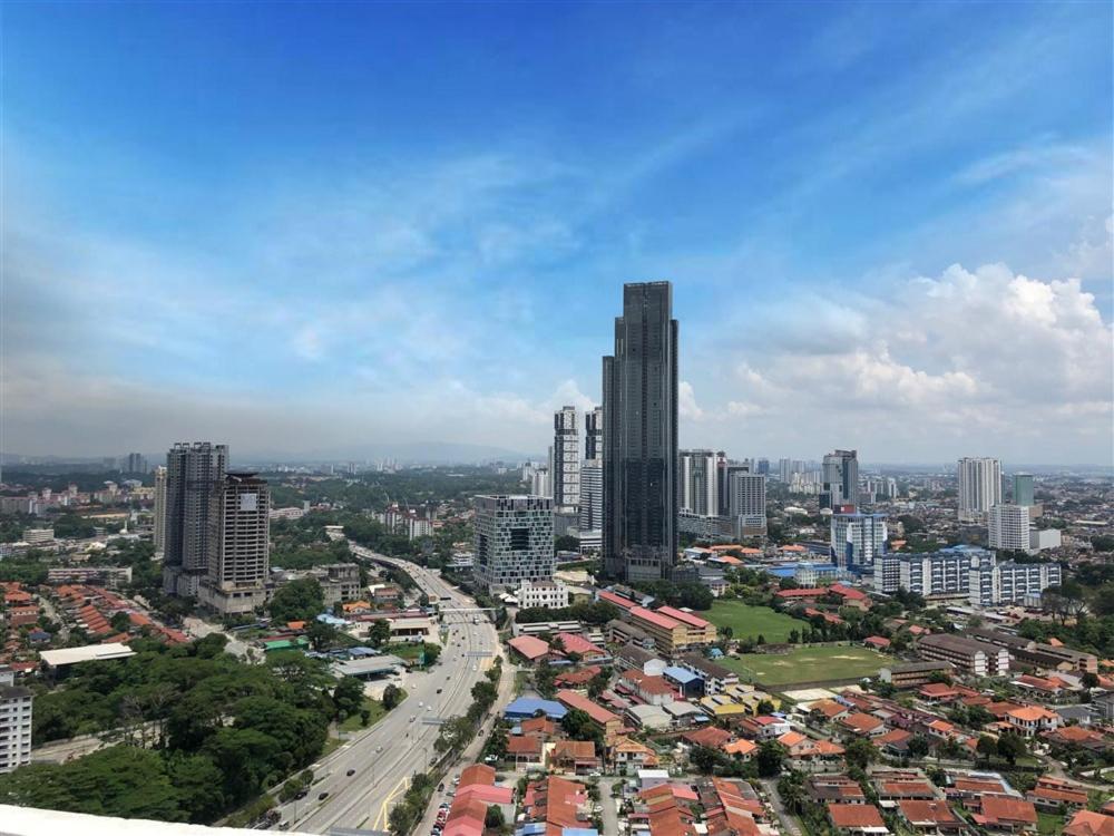 Paragon Suite Homestay By Antlerzone Johor Bahru Exterior photo